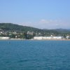 В Лоо вы утопаете не только в солнце, но и в субтропической зелени… 