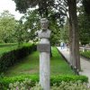 Памятник основателю парка В.А. Хлудову